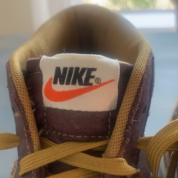 Nike shoes - Picture 4 of 9